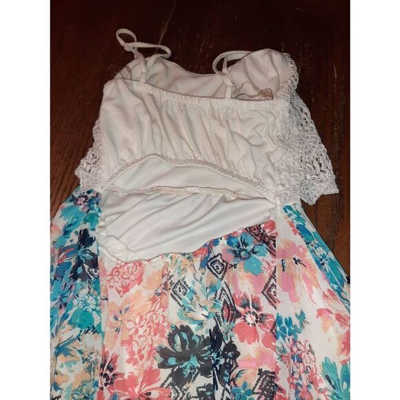 Medium Almost Famous Sleeveless Lace Top Floral Open Back Sundress Sunmer Dress - Picture 5 of 5